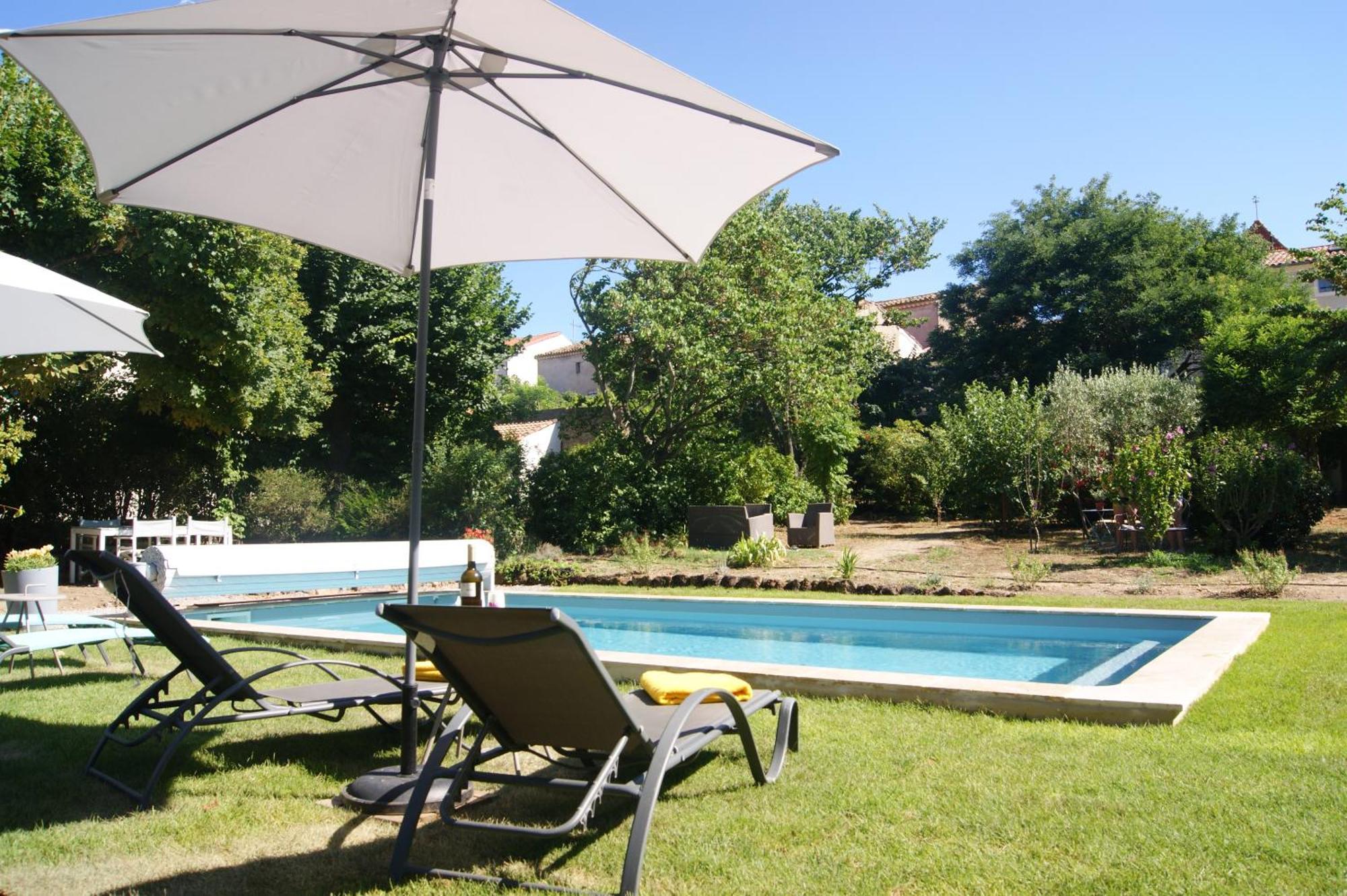 Le Petit Moliere Bed & Breakfast Servian Exterior photo